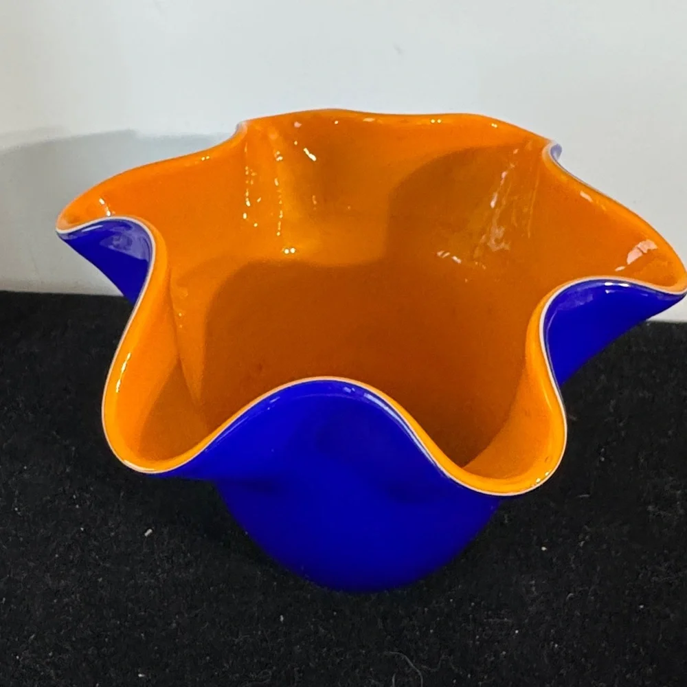 Gorgeous Handblown Art Glass Cobalt Blue And Orange Glass Hankerchief Vase.  5”